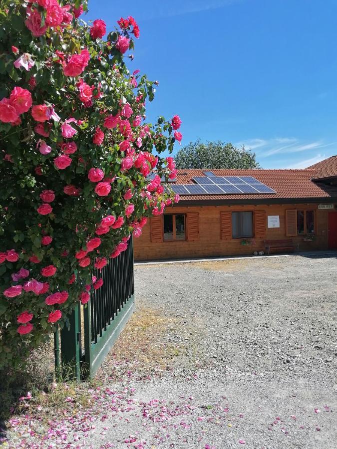 Agriturismo Bio Apipoli Montano Lucino Ngoại thất bức ảnh