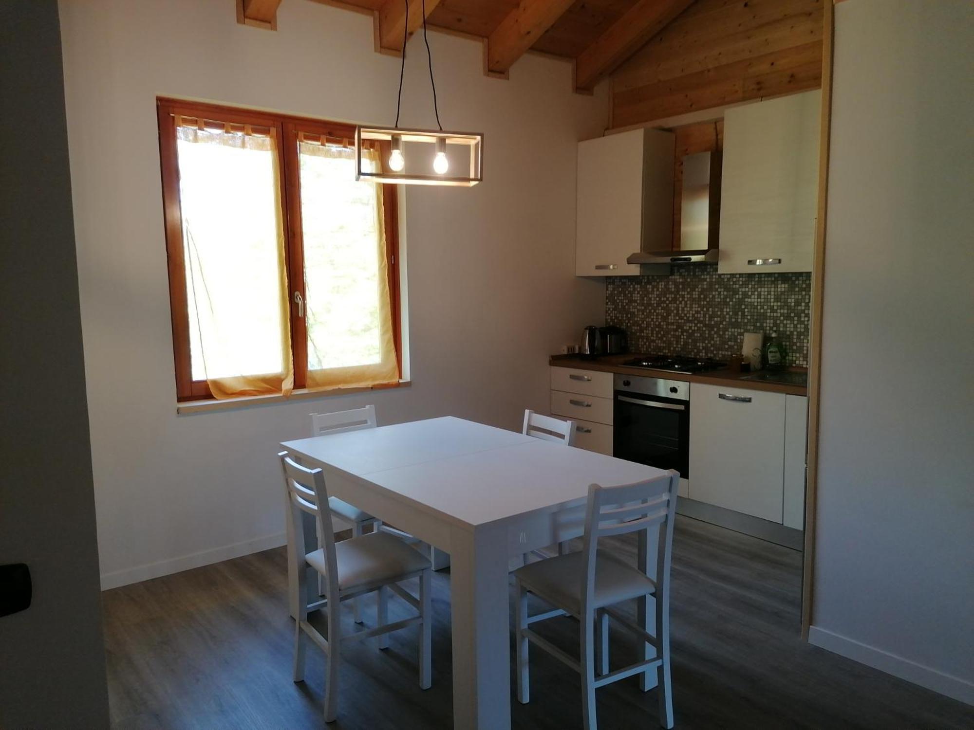 Agriturismo Bio Apipoli Montano Lucino Ngoại thất bức ảnh